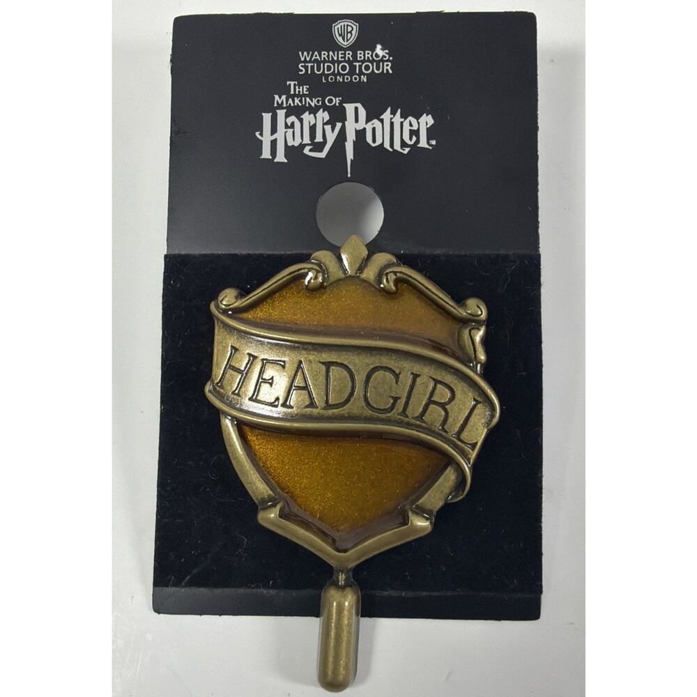 New Harry Potter Universal Studios Head Girl Pin On Card